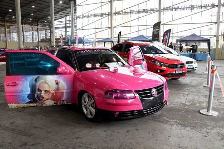 Encontro-carros-tunados-scaled-1.jpg