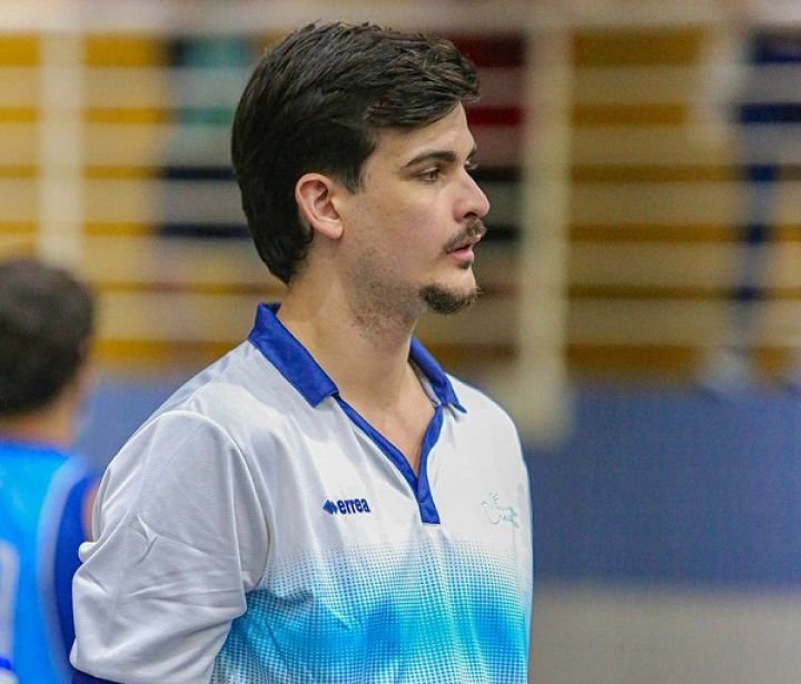 Matheus-Castro-basquete-PG_edited.jpg