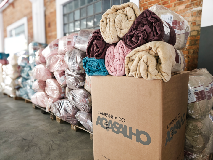 campanha-agasalho-fuyndo-social-1024x768-1.png